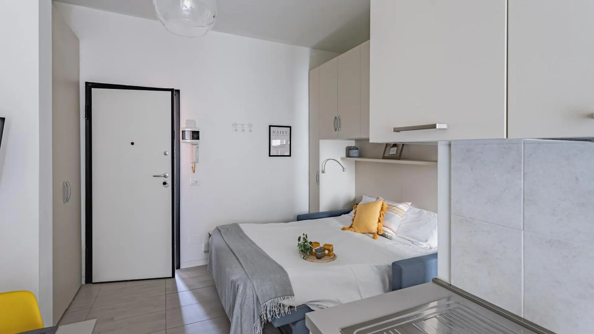 Appartamento Casa Elena - Monolocale in zona tranquillità vicino al Castello Pavia